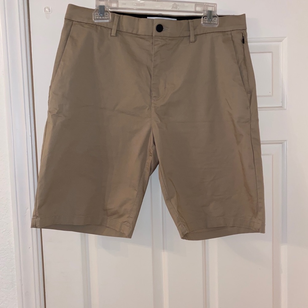 Old Navy Khacki Golf Shorts